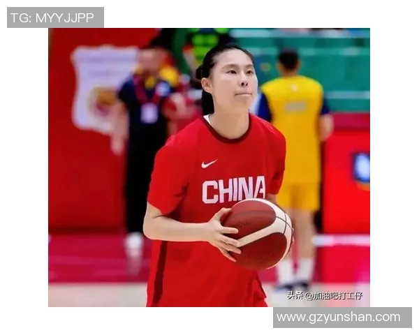 女篮强势逆袭102比59大胜对手李梦王思雨联手助力三连冠梦想成真