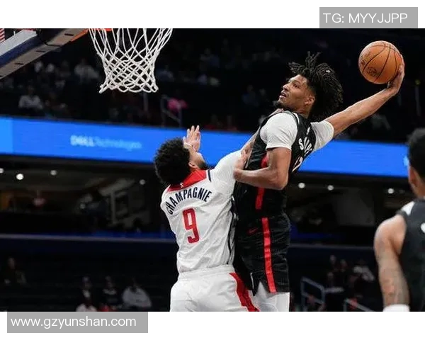 夏普与普尔联手发威开拓者逆转战胜奇才收获胜利